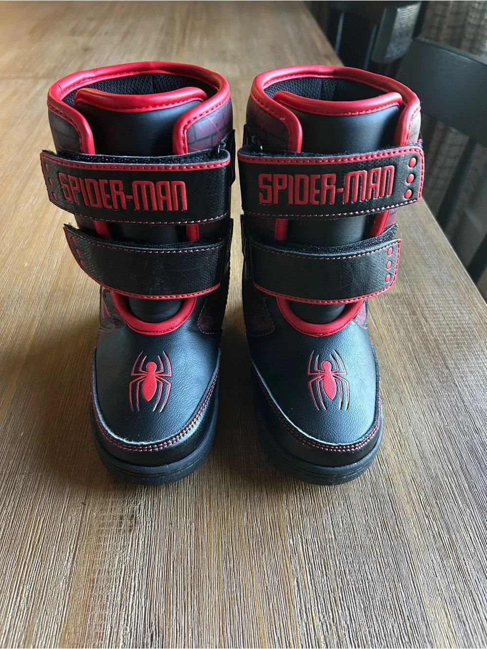 Marvel Spider-Man Light Up Winter Snow Boots, EUC